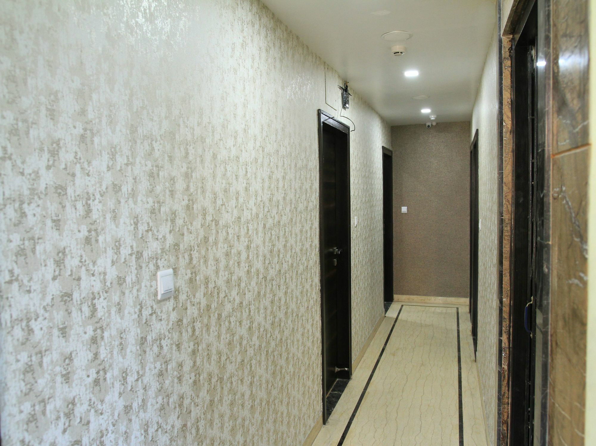 Oyo 7790 Hotel Royal Height Calcutta Eksteriør billede